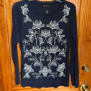 EUC INC International Concept Embossed TShirt